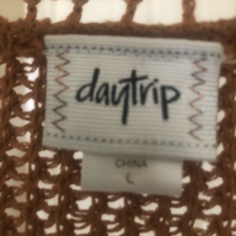 🎉DAYTRIP:  CROCHET CARDIGAN - Picture 8 of 9